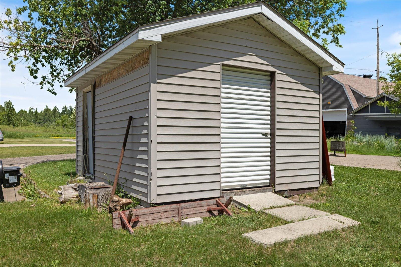 602 8th Street Northwest Chisholm, MN 55719 - Photo 52 of 56