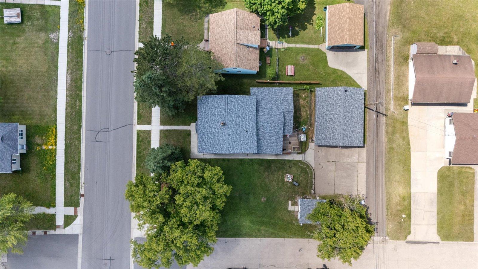 602 8th Street Northwest Chisholm, MN 55719 - Photo 8 of 56