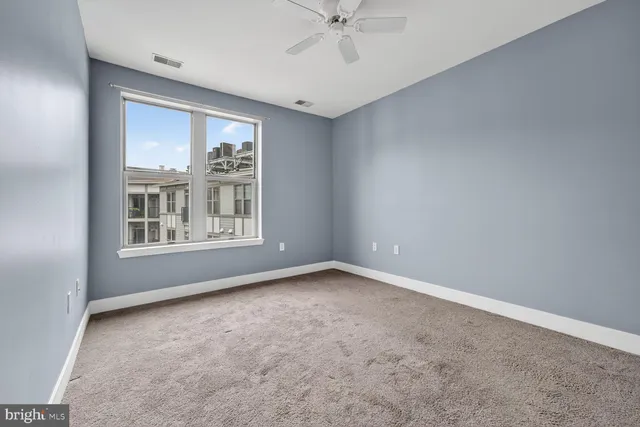 $2,300 | 1800 Wilson Boulevard, Unit 403, Arlington, VA 22201