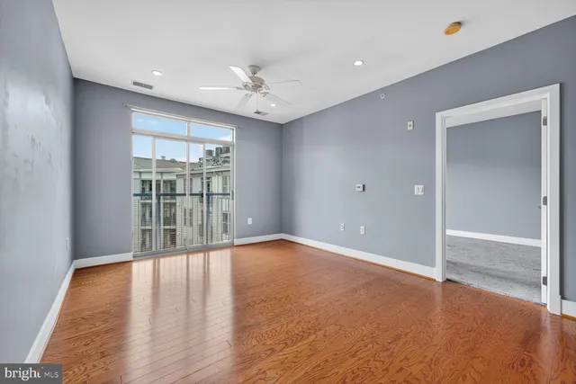 $2,300 | 1800 Wilson Boulevard, Unit 403, Arlington, VA 22201