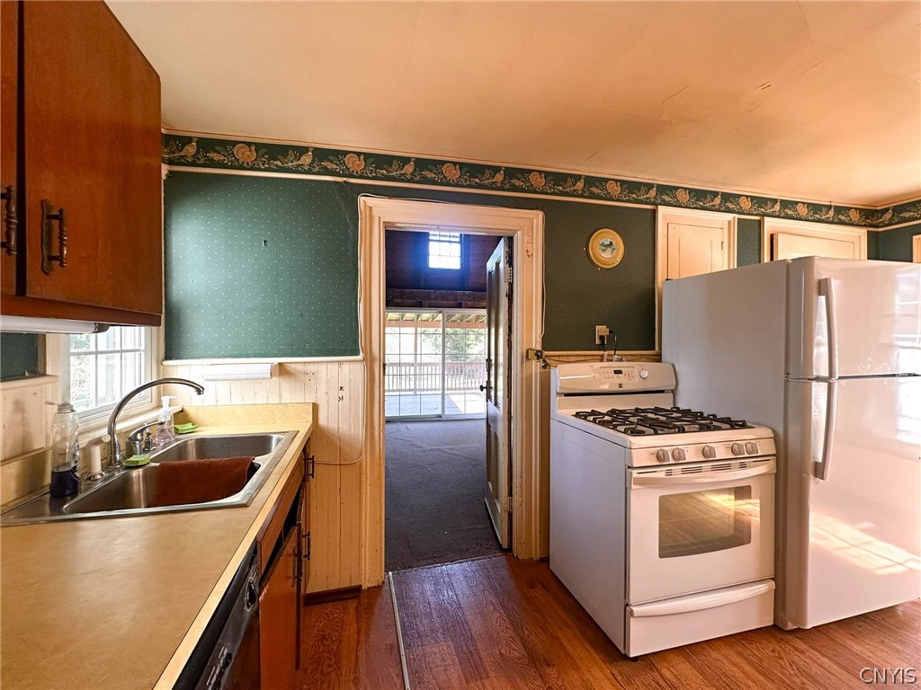 415 Higby Road New Hartford, NY 13413 - Photo 18 of 36