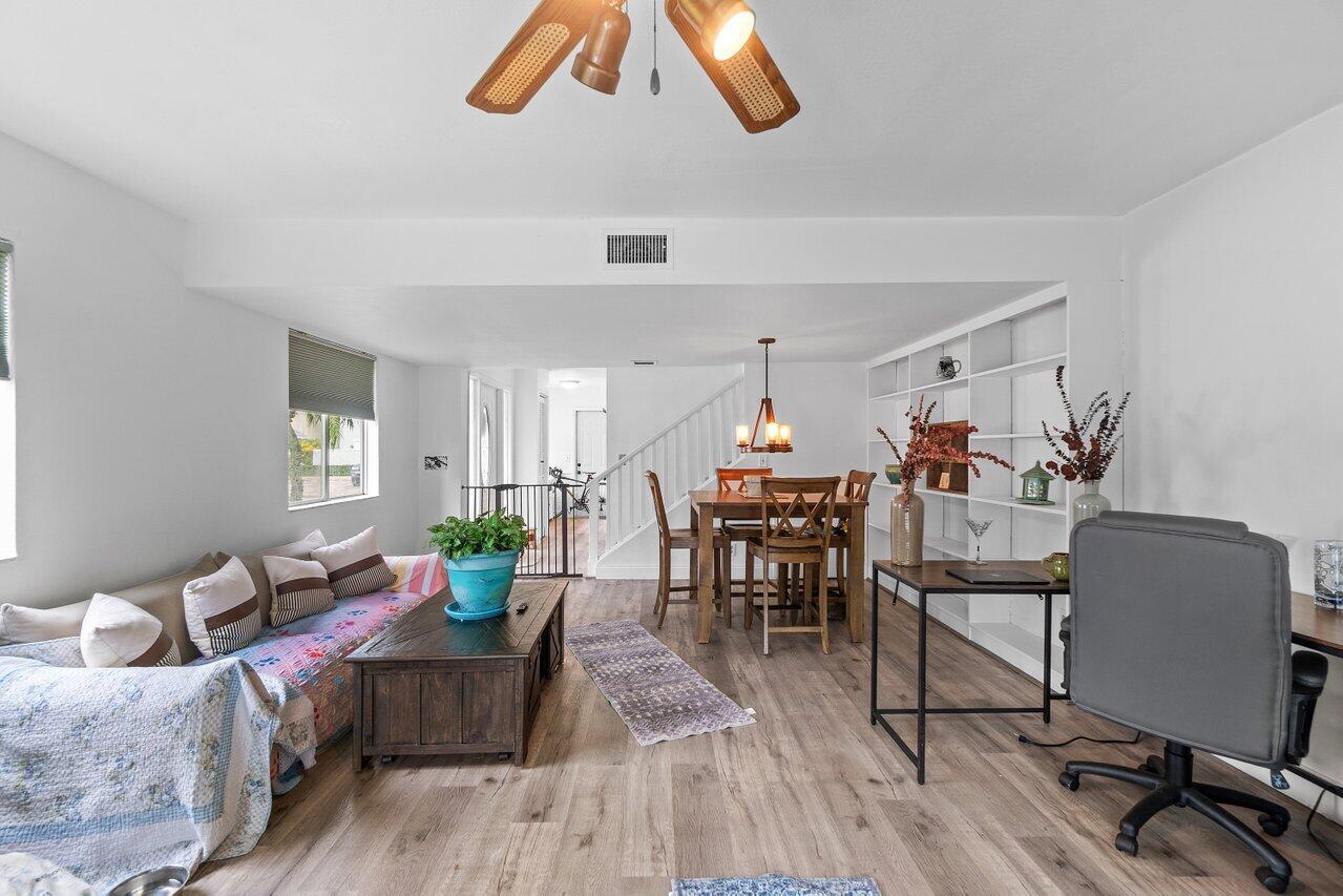 6199 Riverwalk Lane, Unit 6 Jupiter, FL 33458 - Photo 11 of 33 056-6199RiverwalkLane-6-Jupiter-FL-33458