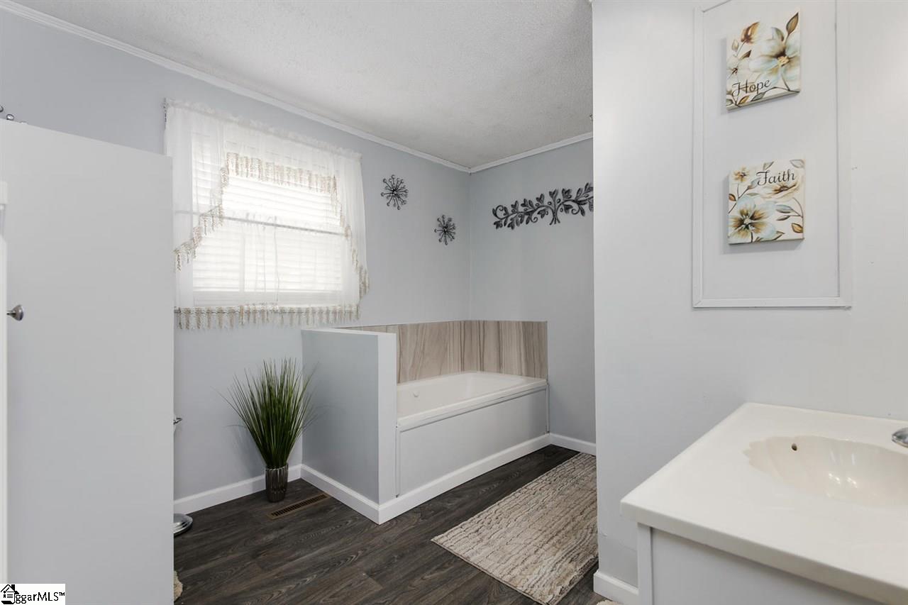 24 Oak Street Startex, SC 29377 - Photo 22 of 34 Gallery Image 22