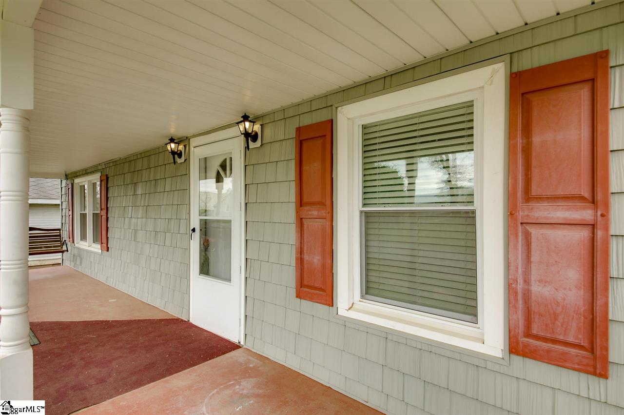 24 Oak Street Startex, SC 29377 - Photo 6 of 34 Gallery Image 6