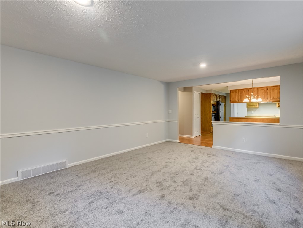 4352 Leewood Road Stow, OH 44224 - Photo 13 of 34 Family Room