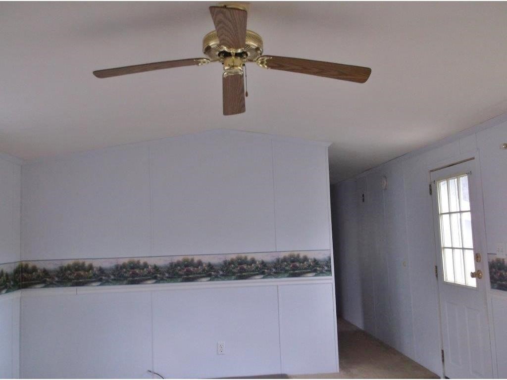 42 Hawaii Lane Rochester, NH 03867 - Photo 11 of 20