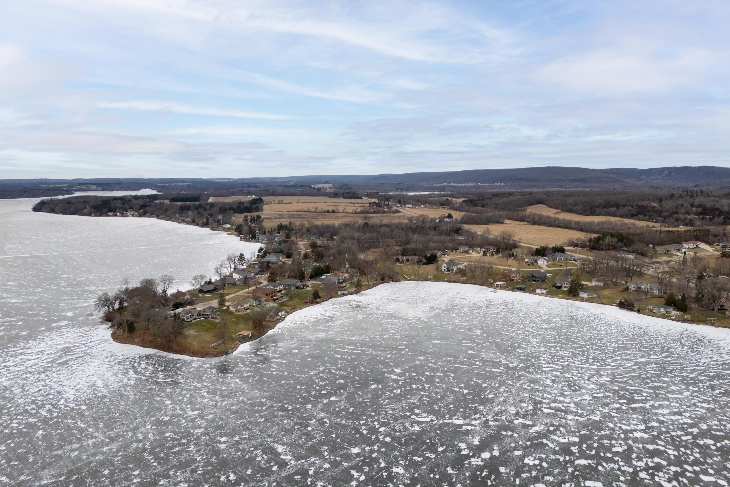 145 Lu Foster Lane Merrimac, WI 53561 - Photo 9 of 41