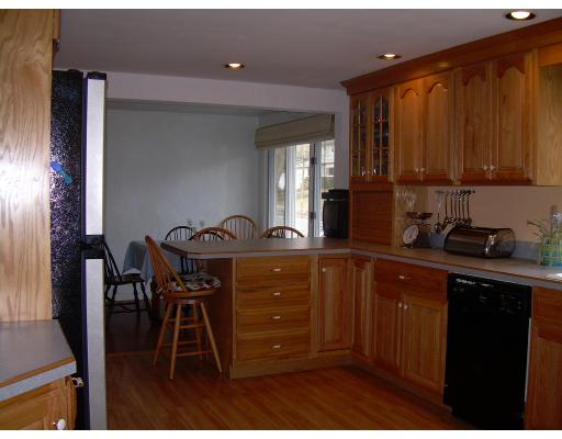 10 East Huckleberry Road Lynnfield, MA 01940 - Photo 3 of 5 Gallery Image 3