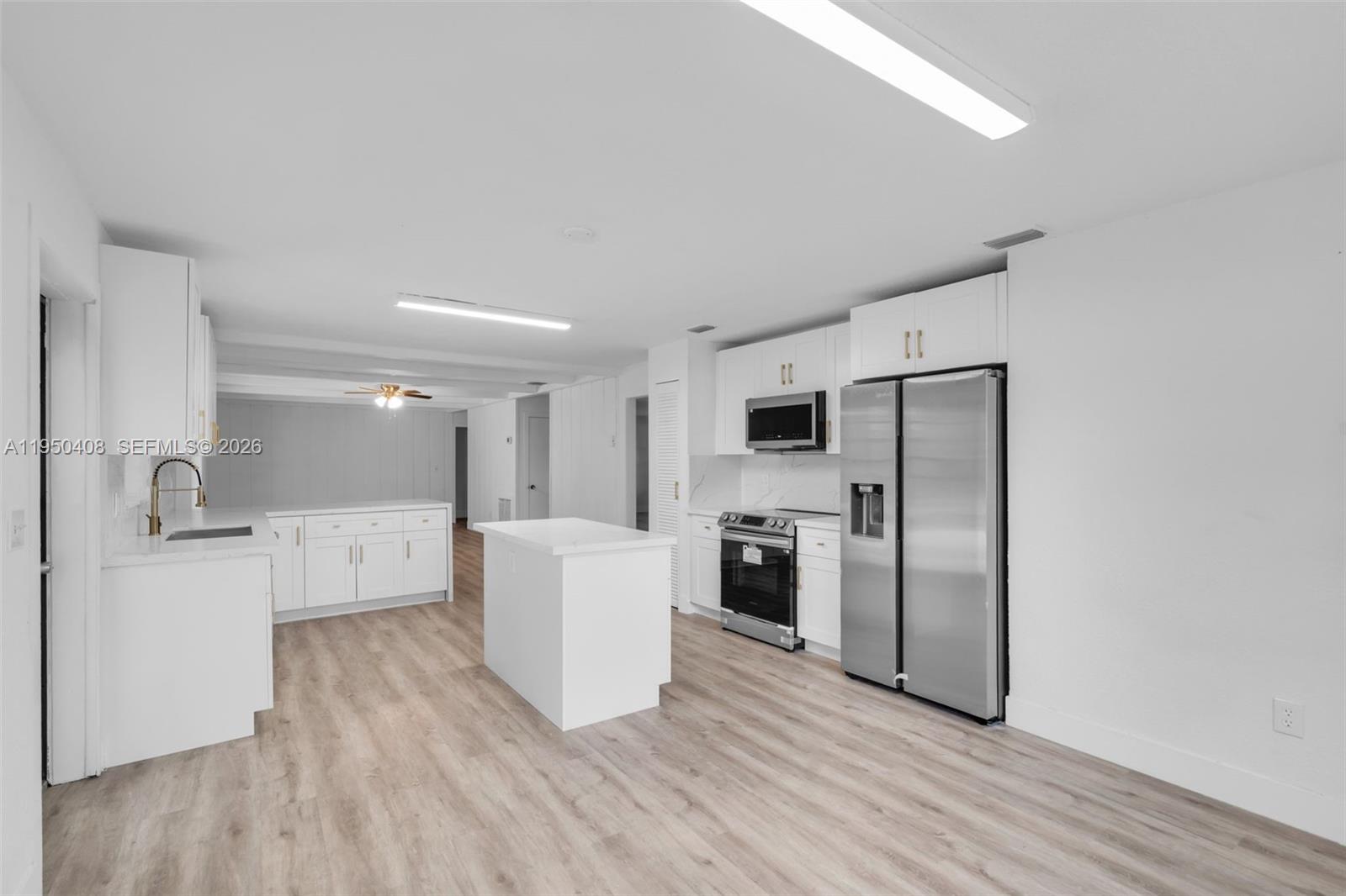 14230 Southwest 14th Street Davie, FL 33325 - Photo 12 of 35