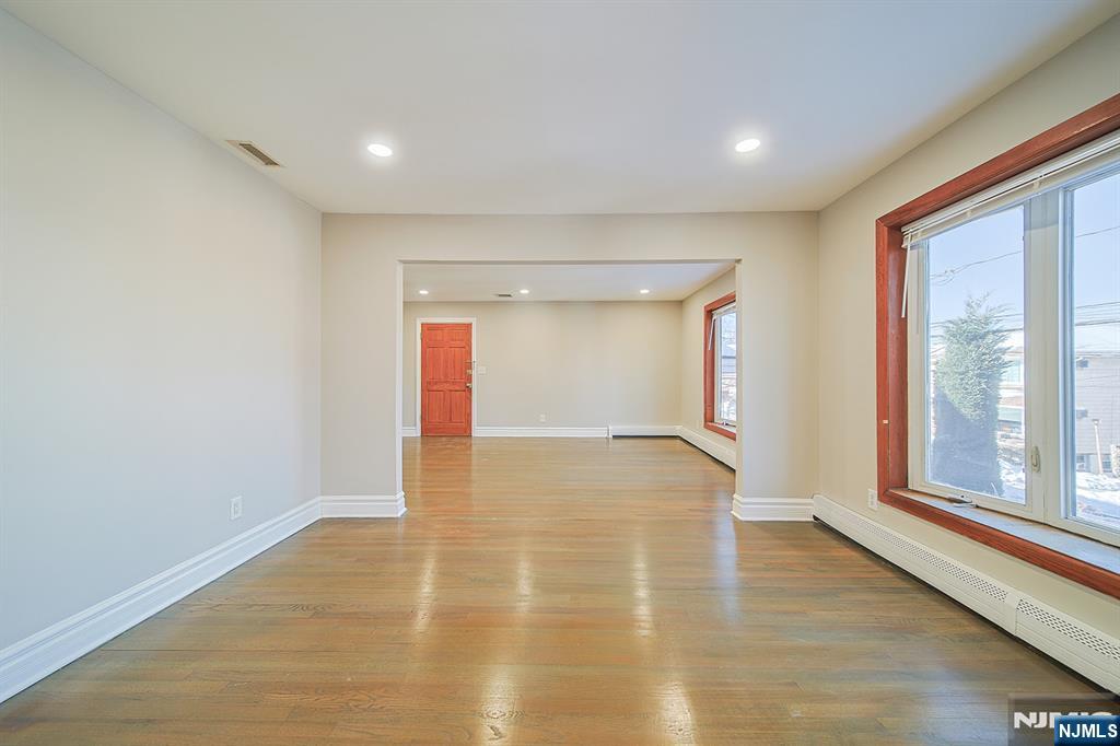 2460 1st Street Fort Lee, NJ 07024 - Photo 11 of 29