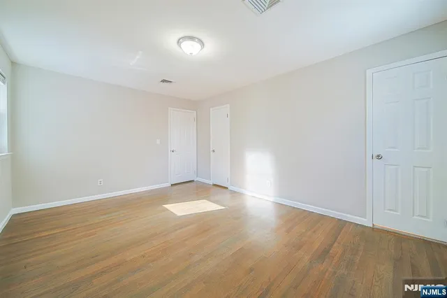 $3,900 | 2460 1st Street, Fort Lee, NJ 07024