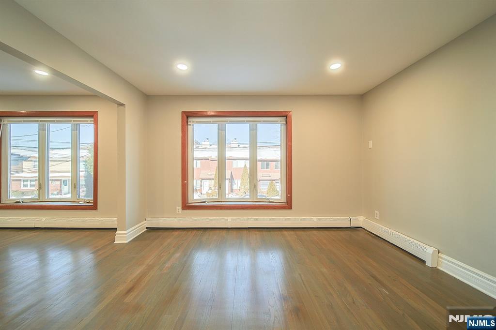 2460 1st Street Fort Lee, NJ 07024 - Photo 9 of 29