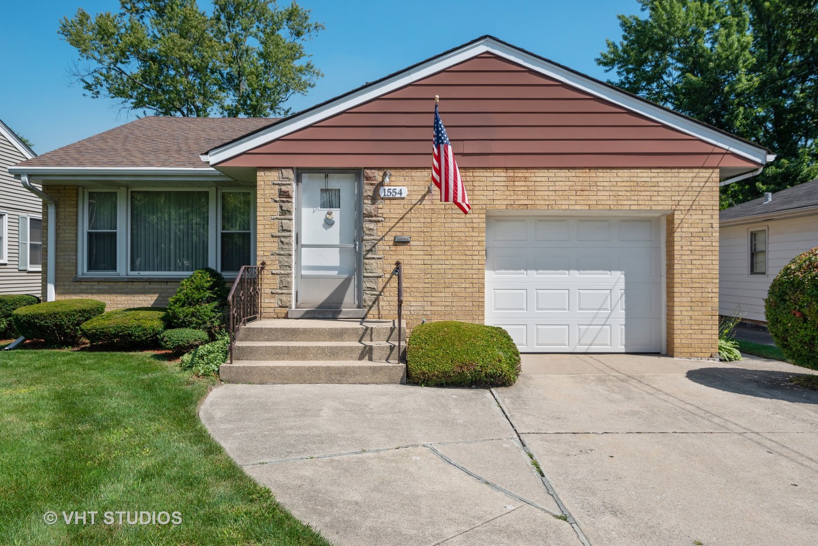 1554 Ridge Road Homewood, IL 60430 - Photo 1 of 10