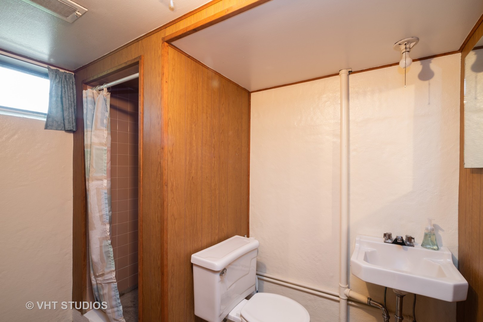 1554 Ridge Road Homewood, IL 60430 - Photo 8 of 10