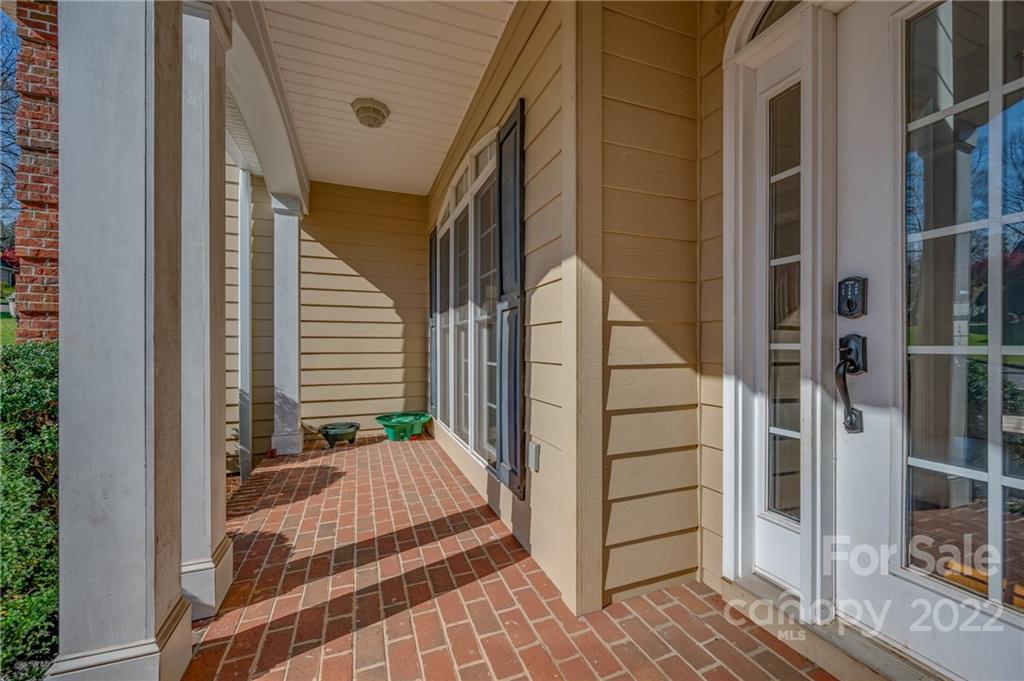 109 Col Hamptons Court Rutherfordton, NC 28139 - Photo 4 of 45 Gallery Image 4