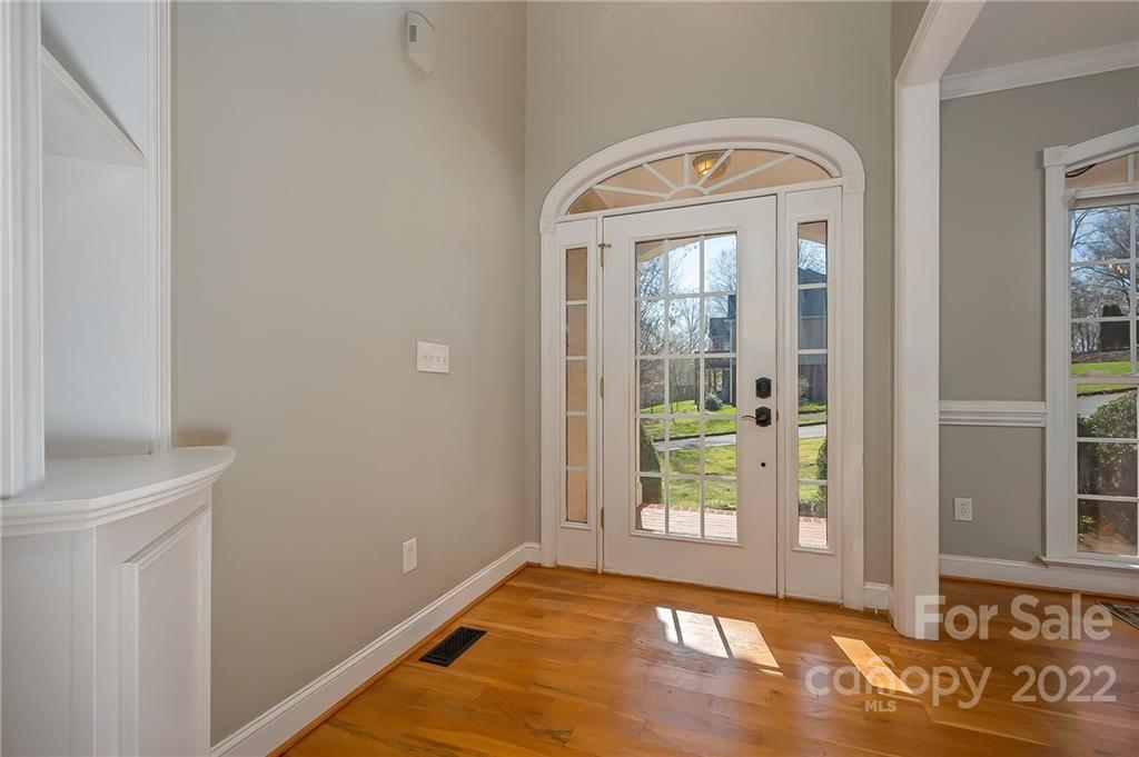 109 Col Hamptons Court Rutherfordton, NC 28139 - Photo 5 of 45 Gallery Image 5