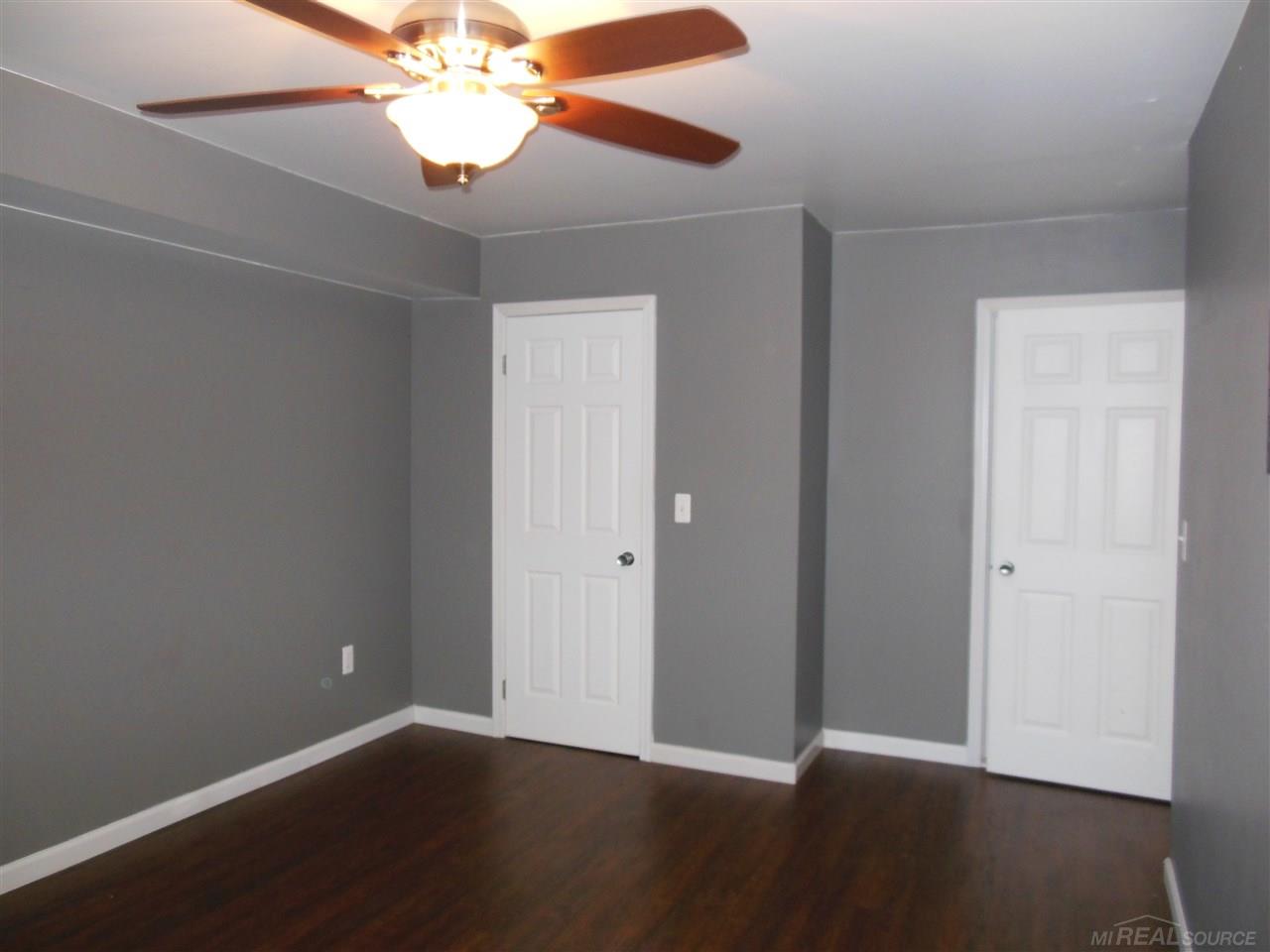1695 Riverside Drive, Unit BUILDING 5 11 Rochester Hills, MI 48309 - Photo 5 of 26