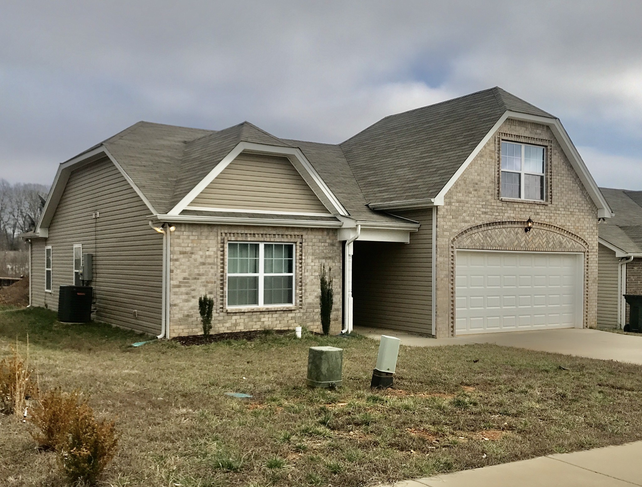 426 Golf Club Lane Springfield, TN 37172 - Photo 2 of 18 Gallery Image 2