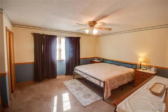 $239,900 | 3933 Arbre Lane, Florissant, MO 63034