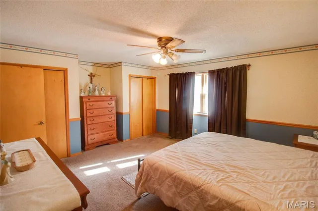 $239,900 | 3933 Arbre Lane, Florissant, MO 63034