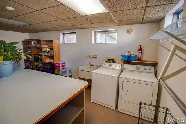 $239,900 | 3933 Arbre Lane, Florissant, MO 63034