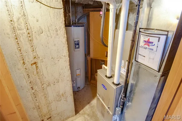 $239,900 | 3933 Arbre Lane, Florissant, MO 63034