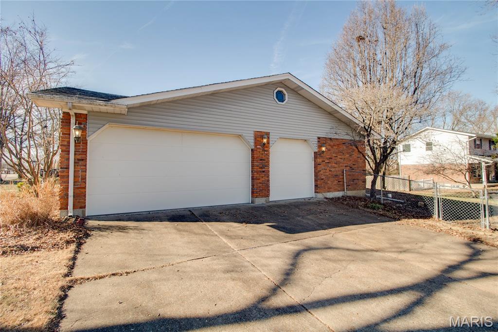 3933 Arbre Lane Florissant, MO 63034 - Photo 43 of 49