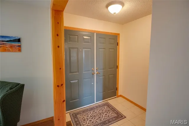 $239,900 | 3933 Arbre Lane, Florissant, MO 63034