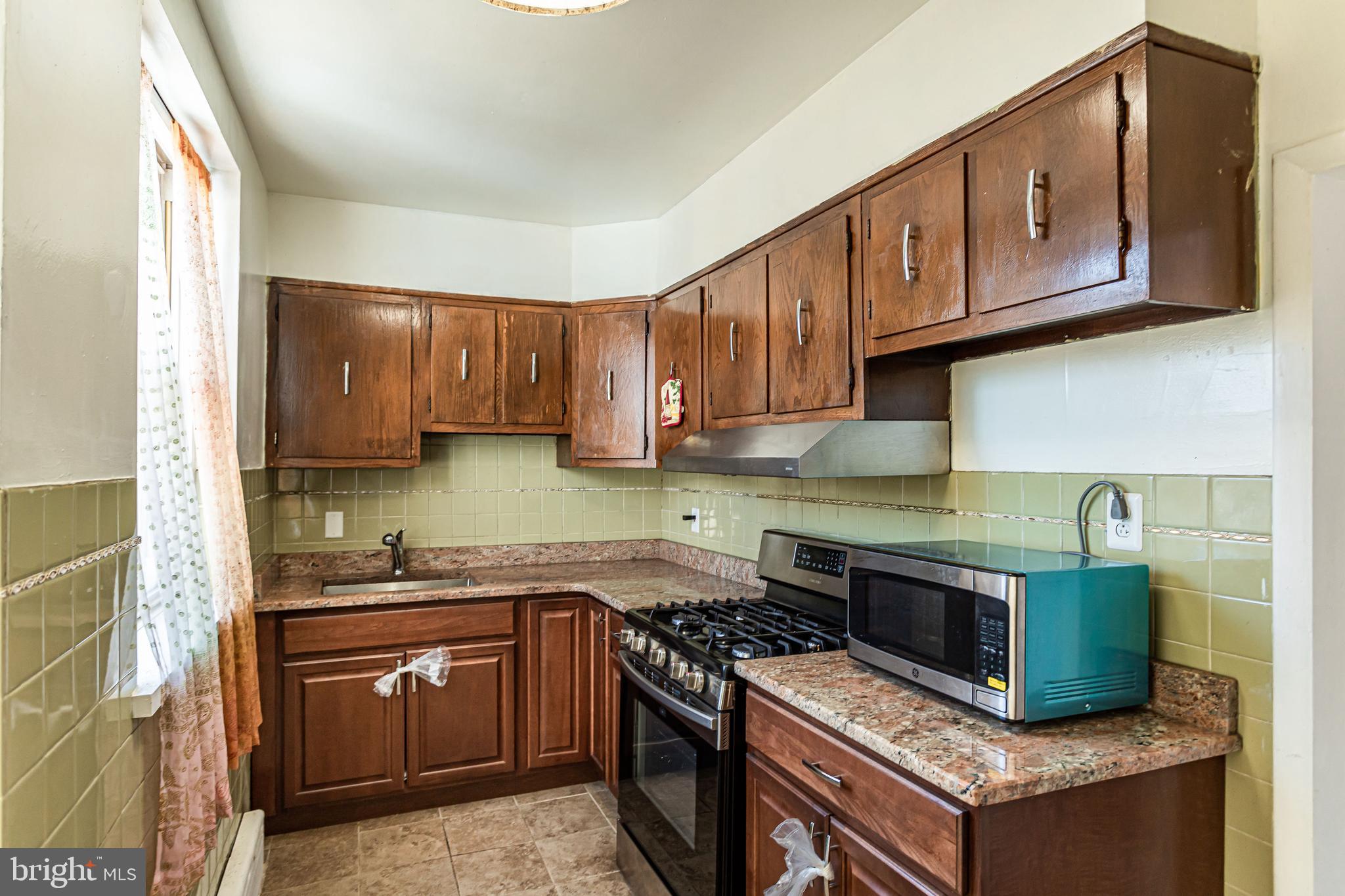 159 Wellington Road Upper Darby, PA 19082 - Photo 10 of 39