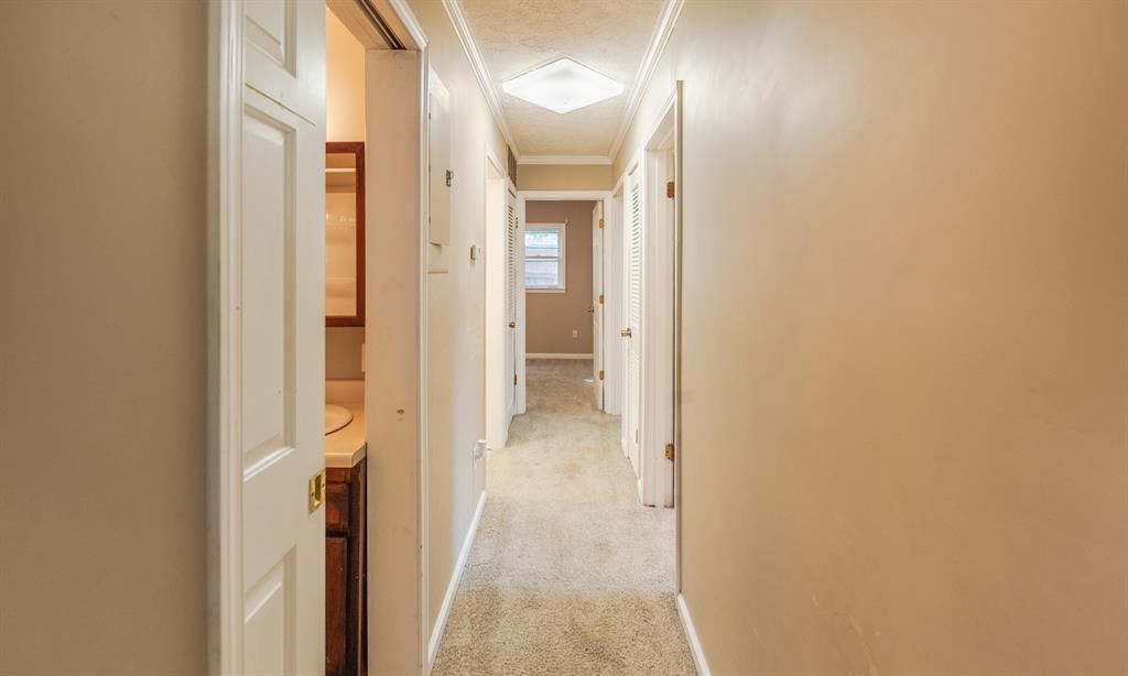1402 Roe Avenue Alexandria, IN 46001 - Photo 14 of 25 Gallery Image 14
