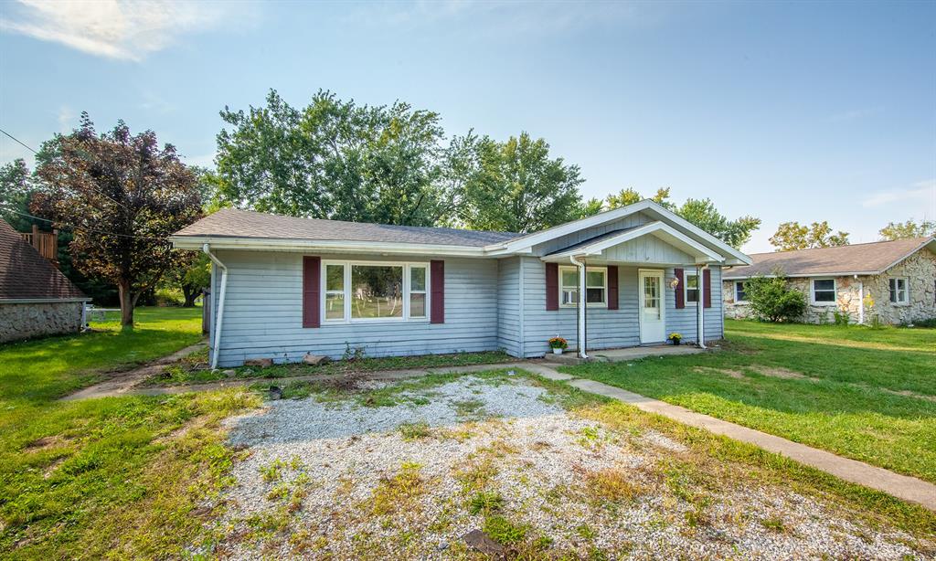 1402 Roe Avenue Alexandria, IN 46001 - Photo 2 of 25 Gallery Image 2