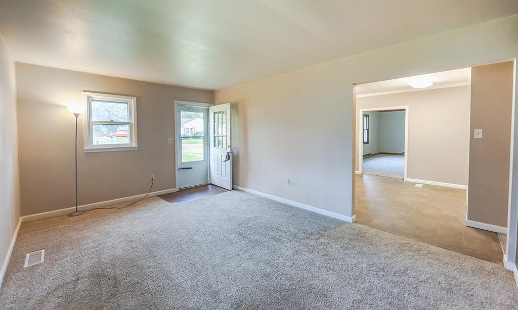 1402 Roe Avenue Alexandria, IN 46001 - Photo 5 of 25 Gallery Image 5
