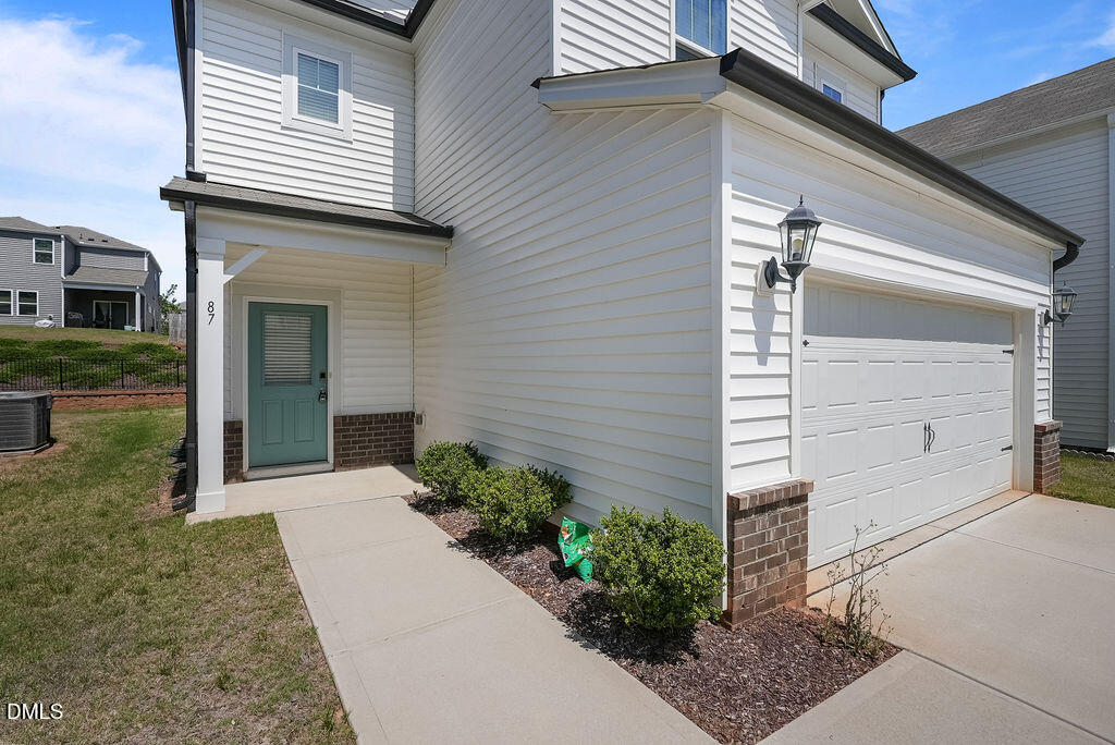 87 Anise Tree Way Clayton, NC 27527 - Photo 4 of 40 DSC09704