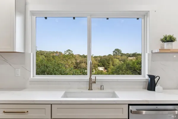 $1,295,000 | 315 Grandview Avenue, Novato, CA 94945