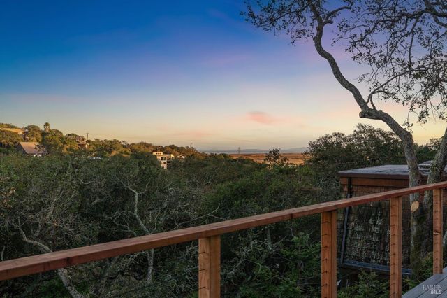 $1,349,000 | 315 Grandview Avenue, Novato, CA 94945