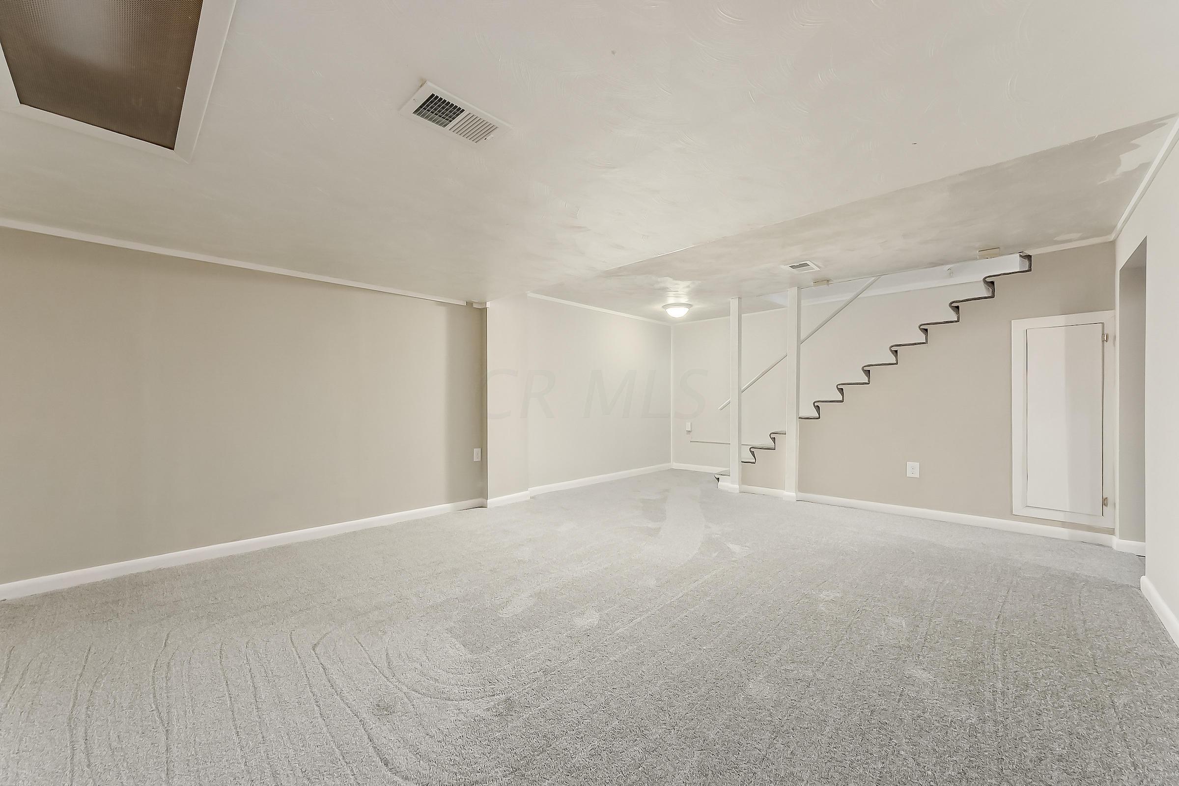 6226 Peach Tree Road Columbus, OH 43213 - Photo 36 of 48 Gallery Image 36