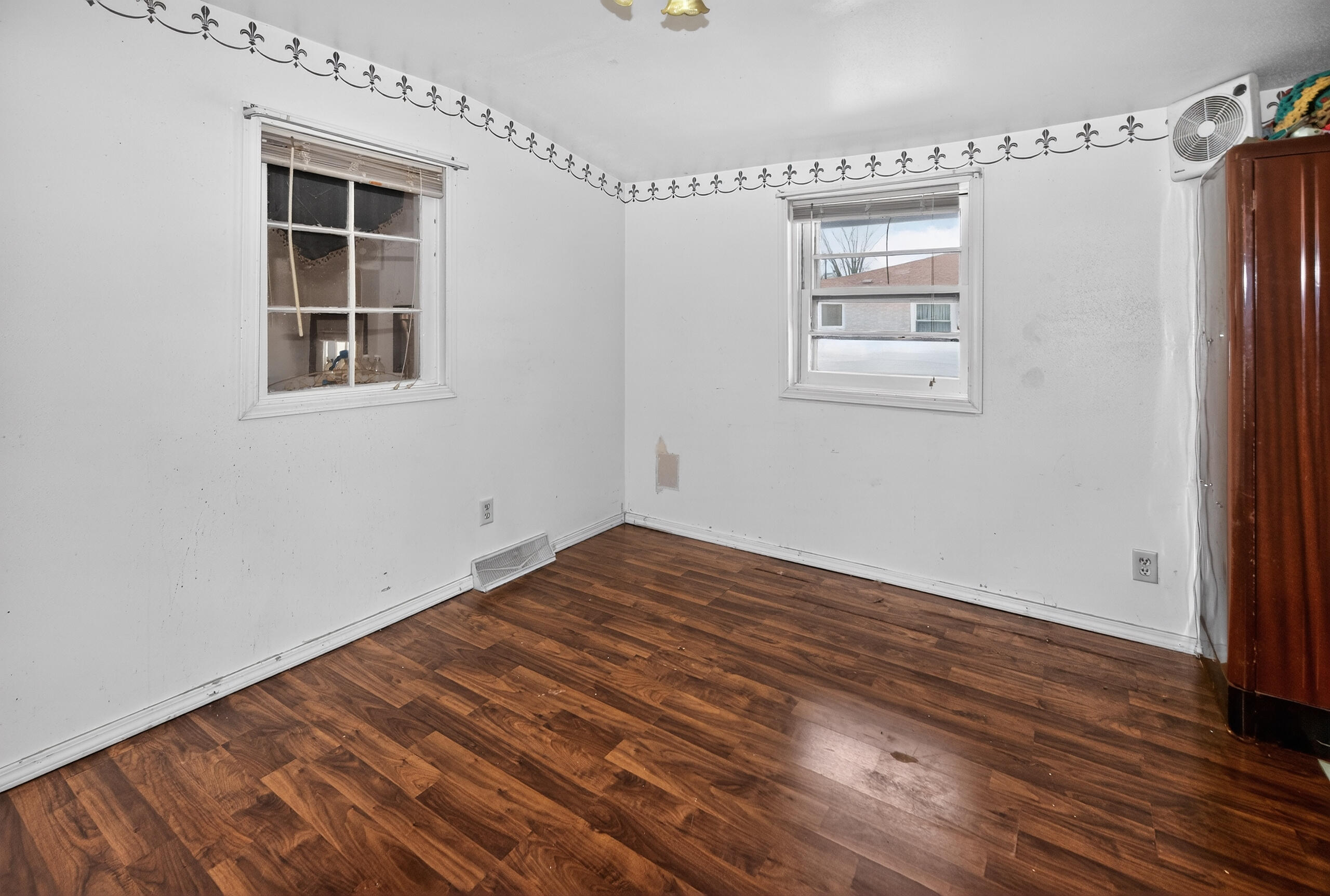 3312 1st Avenue Racine, WI 53402 - Photo 11 of 26 Bedroom