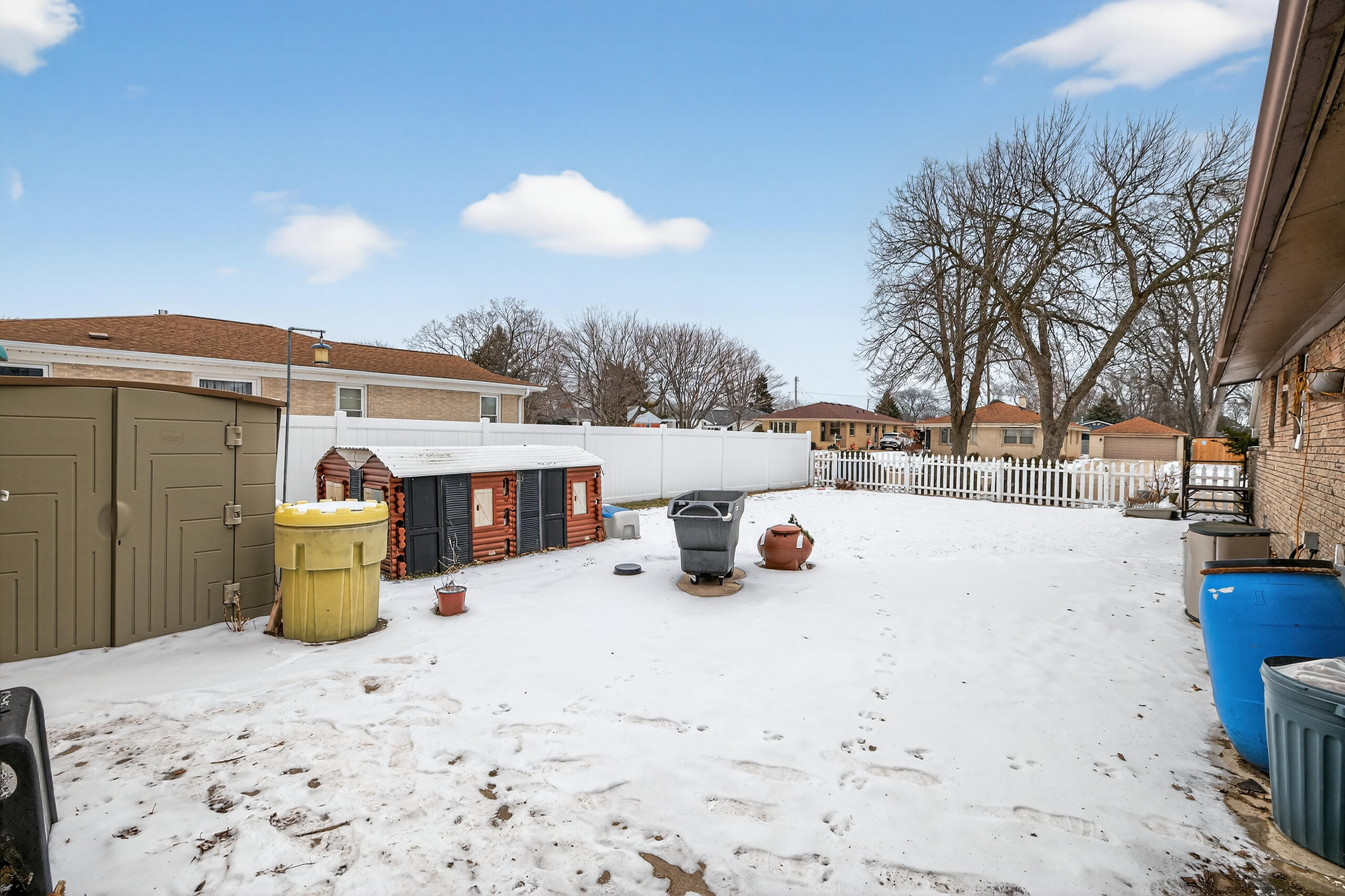 3312 1st Avenue Racine, WI 53402 - Photo 19 of 26 Yard