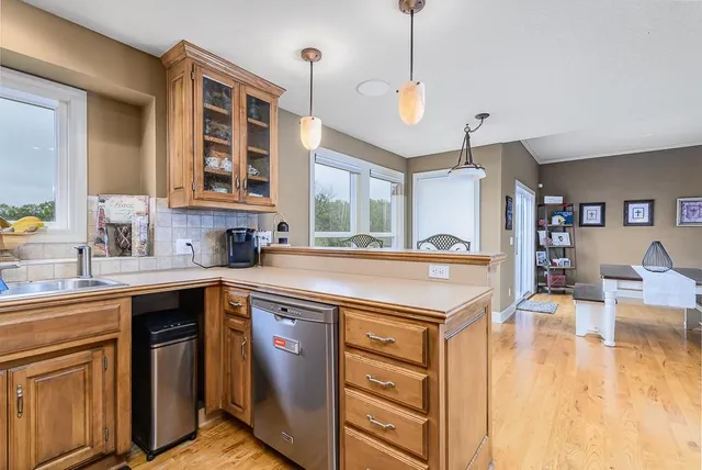 $779,950 | 924 East 1938th Road, Eudora, KS 66025