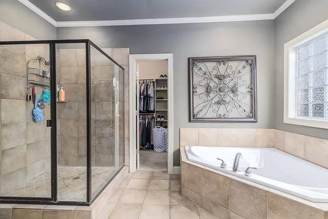 $779,950 | 924 East 1938th Road, Eudora, KS 66025