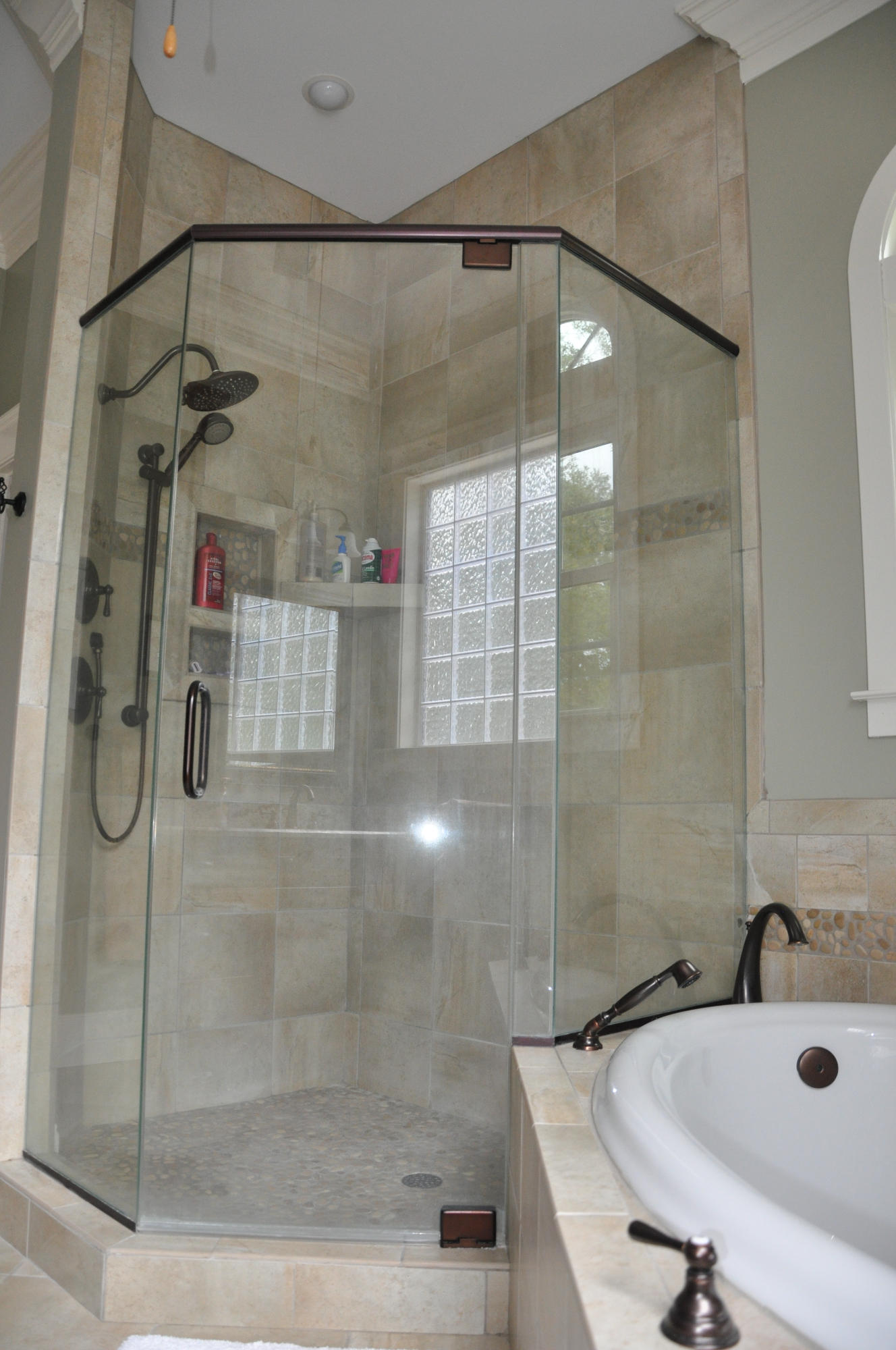 7327 Commodore Road Hollywood, SC 29449 - Photo 15 of 37 Master shower