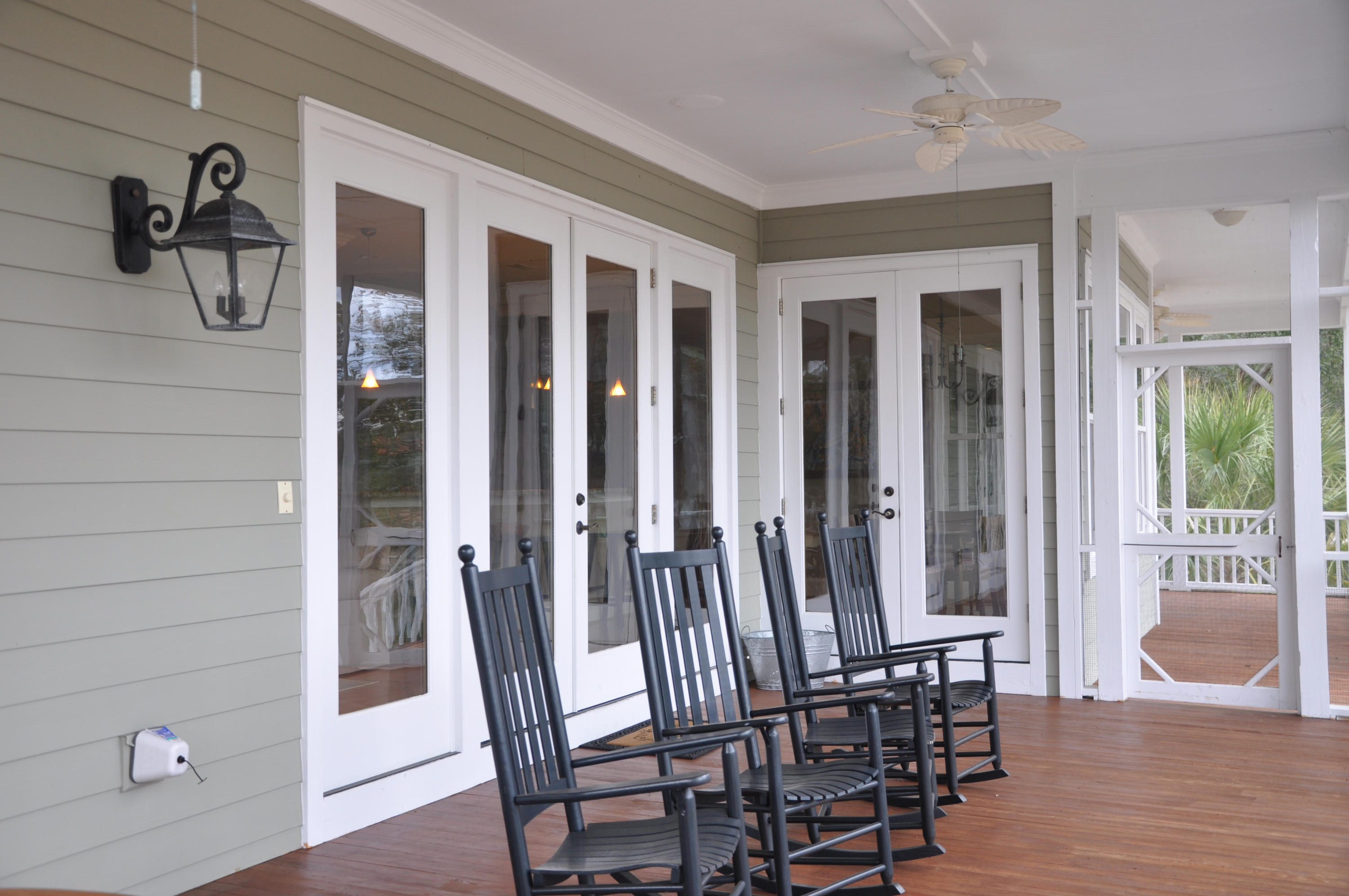 7327 Commodore Road Hollywood, SC 29449 - Photo 17 of 37 Screen porch