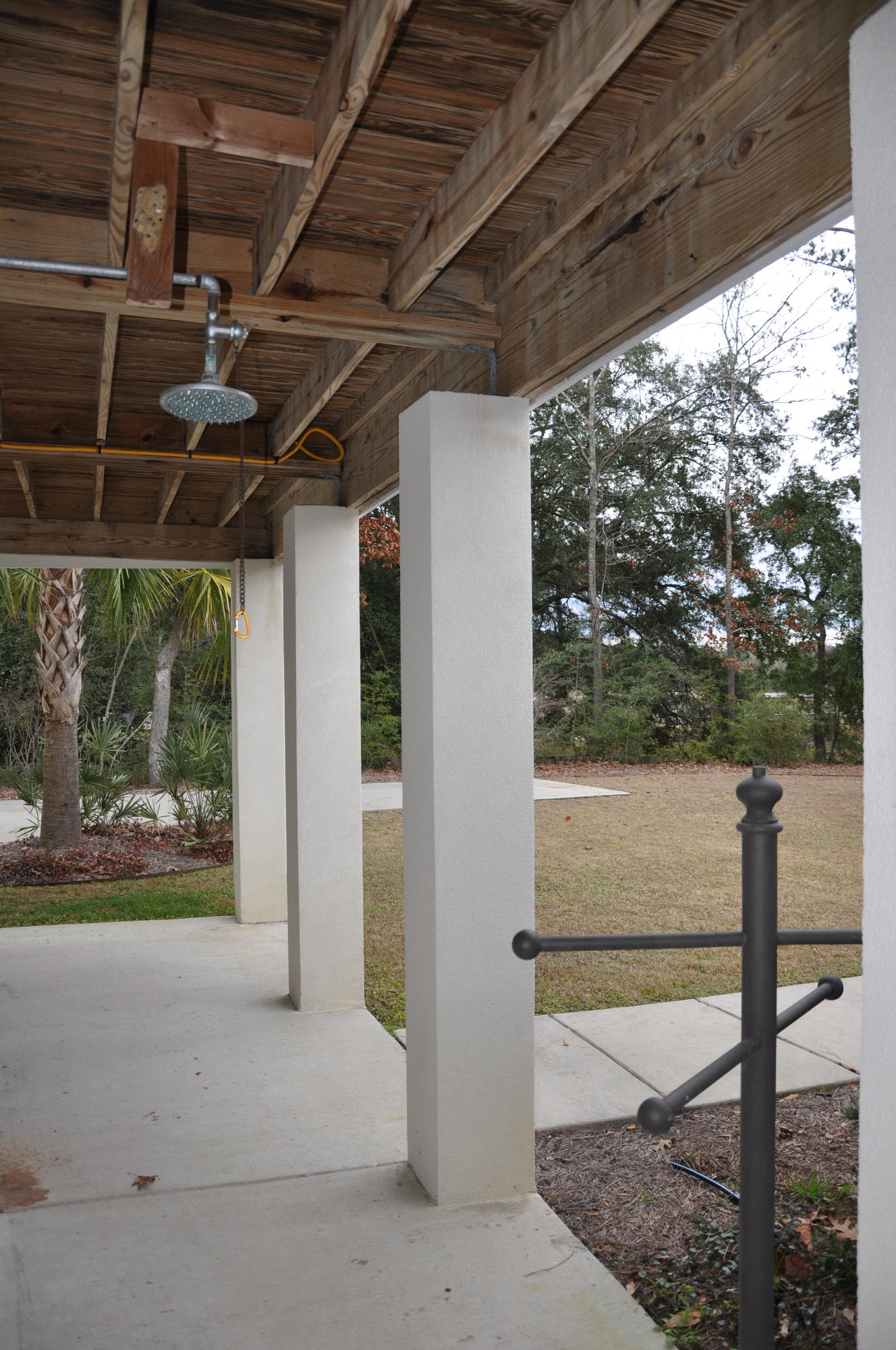 7327 Commodore Road Hollywood, SC 29449 - Photo 25 of 37 Outdoor Shower