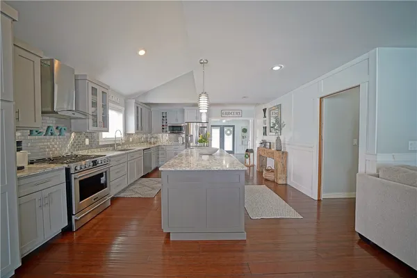 $899,900 | 4188 Shorewood Drive, Wayne, NY 14840