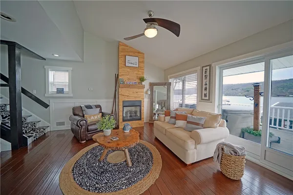 $899,900 | 4188 Shorewood Drive, Wayne, NY 14840
