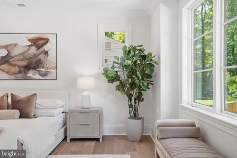 $4,795,000 | 5840 Hilldon Street, McLean, VA 22101