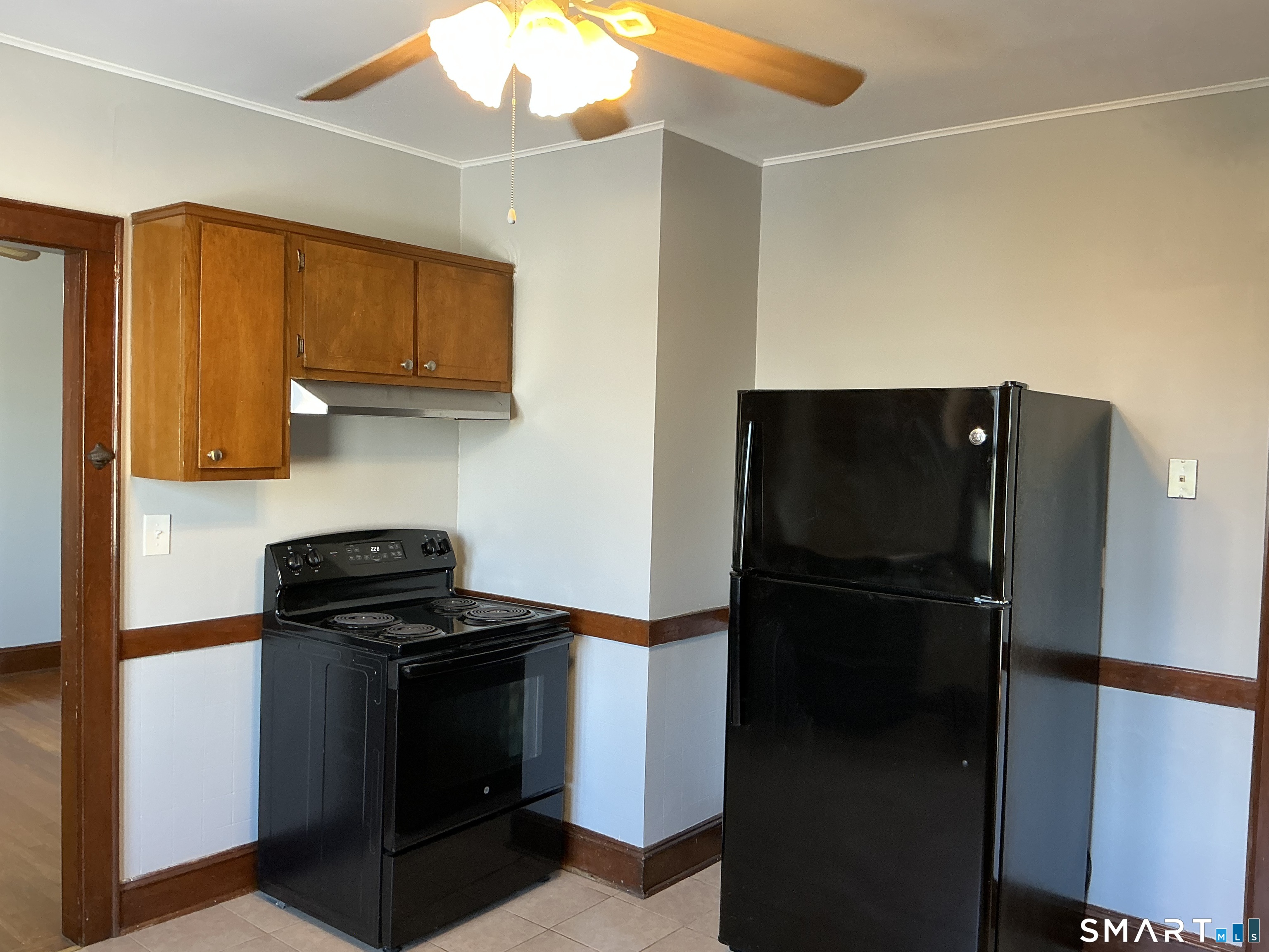 10 Erin Street Middletown, CT 06457 - Photo 15 of 18