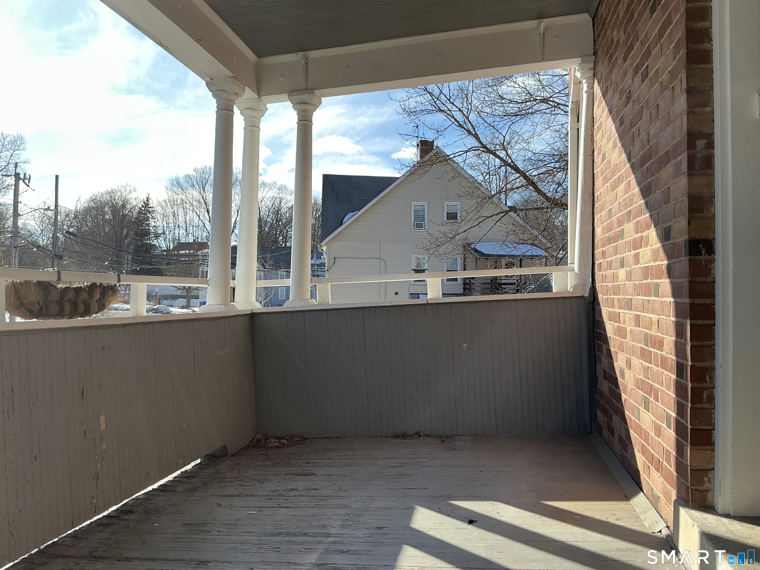 10 Erin Street Middletown, CT 06457 - Photo 3 of 18