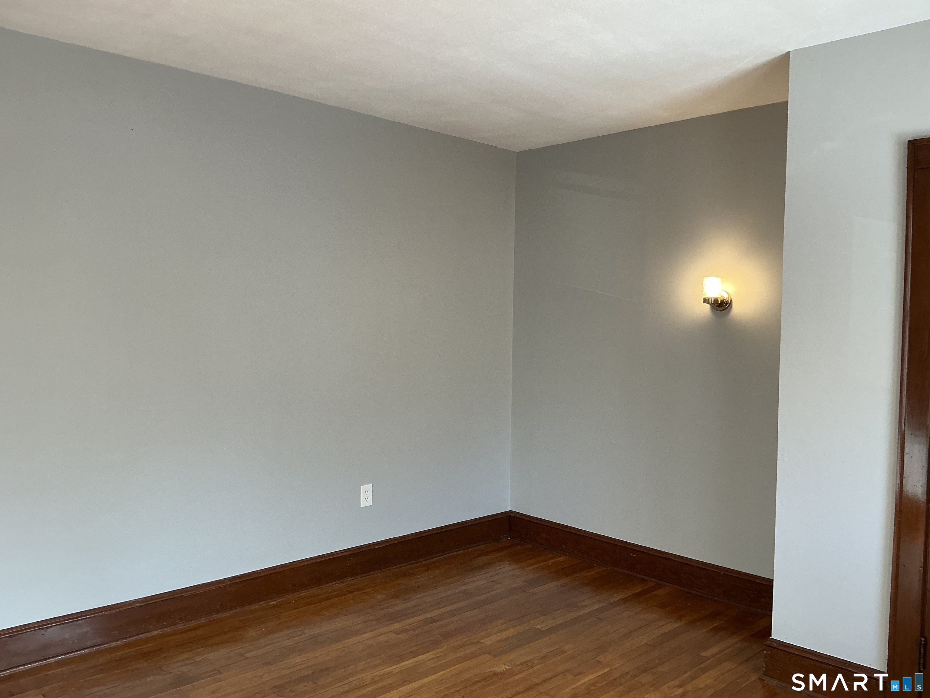 10 Erin Street Middletown, CT 06457 - Photo 8 of 18