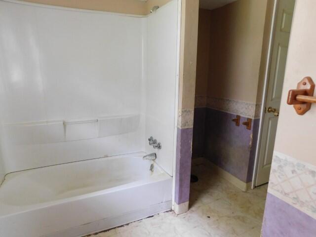 289 Hinton Cemetary Road Sadieville, KY 40370 - Photo 14 of 26 Bathroom
